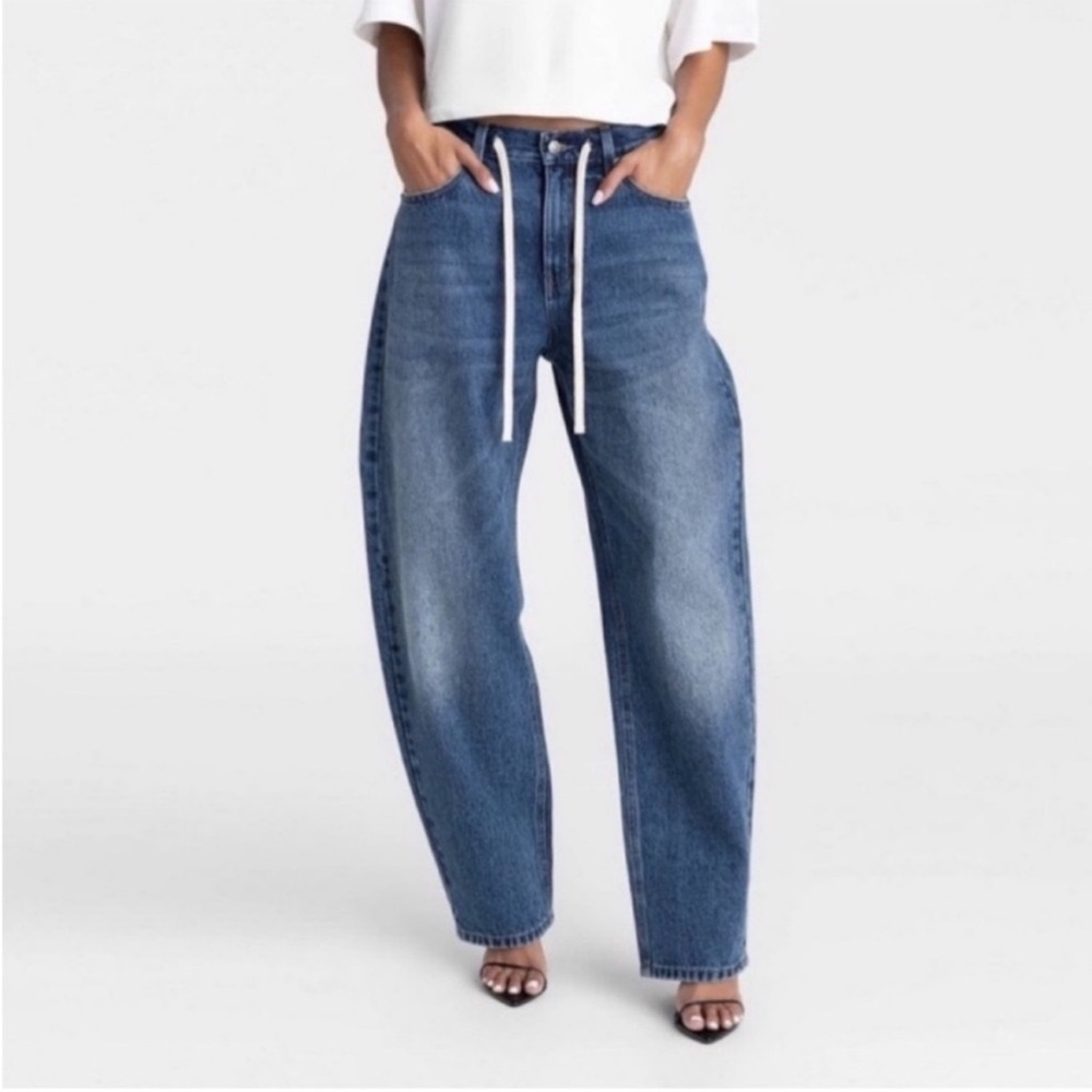 KBB by Kahlana Women’s Lynnox Jean Mid-Rise Barrel Leg Dark Wash Denim Size 2